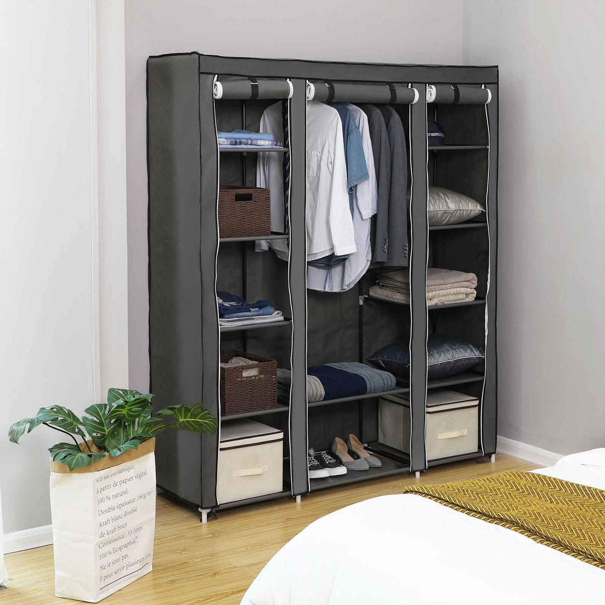 Stoffen Kledingkast met 12 Planken, Kledingroede en 3 Roldeuren, 150 x 45 x 175 cm