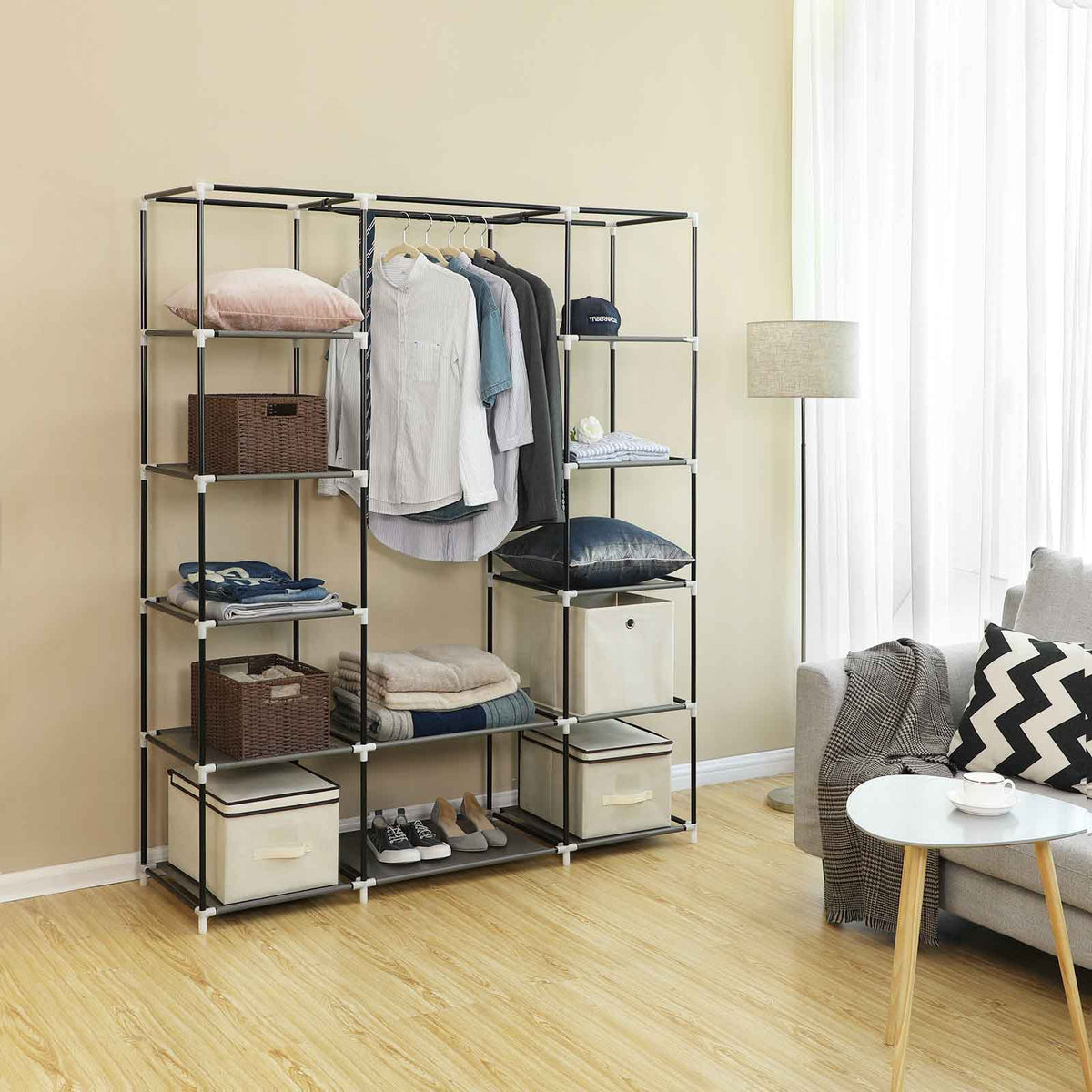 Stoffen Kledingkast met 12 Planken, Kledingroede en 3 Roldeuren, 150 x 45 x 175 cm
