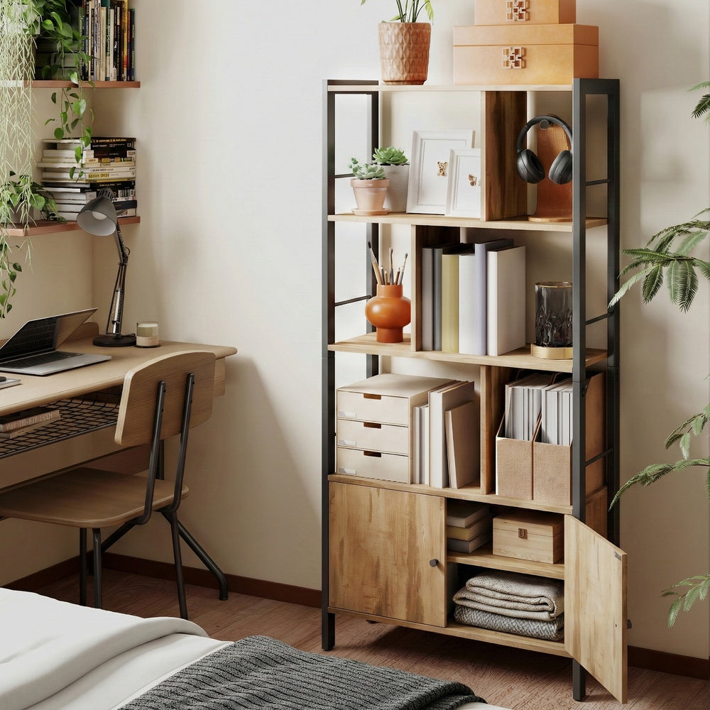 Boekenkast met 4 Verspringende Planken en Gesloten Vak, 74 x 154,5 cm