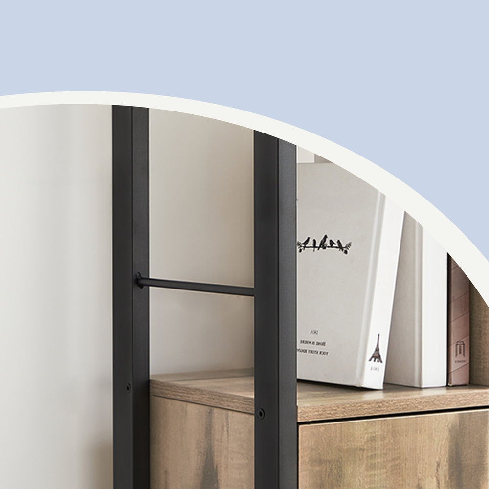 Boekenkast met 4 Verspringende Planken en Gesloten Vak, 74 x 154,5 cm