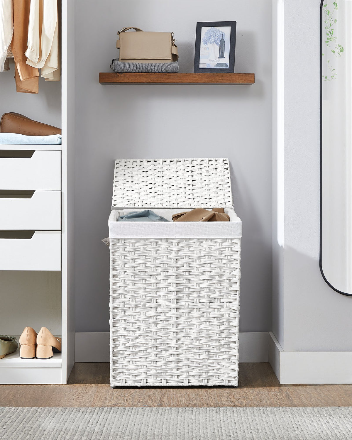 Handgevlochten Wasmand met Deksel en 2 Vakken, 90 Liter