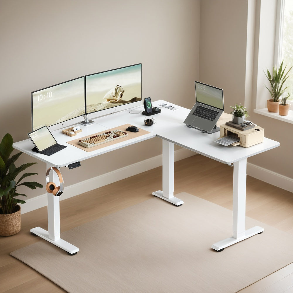 Elektrisch Zit-Sta Hoekbureau met Stopcontacten en Wielen, 160 x 140 cm