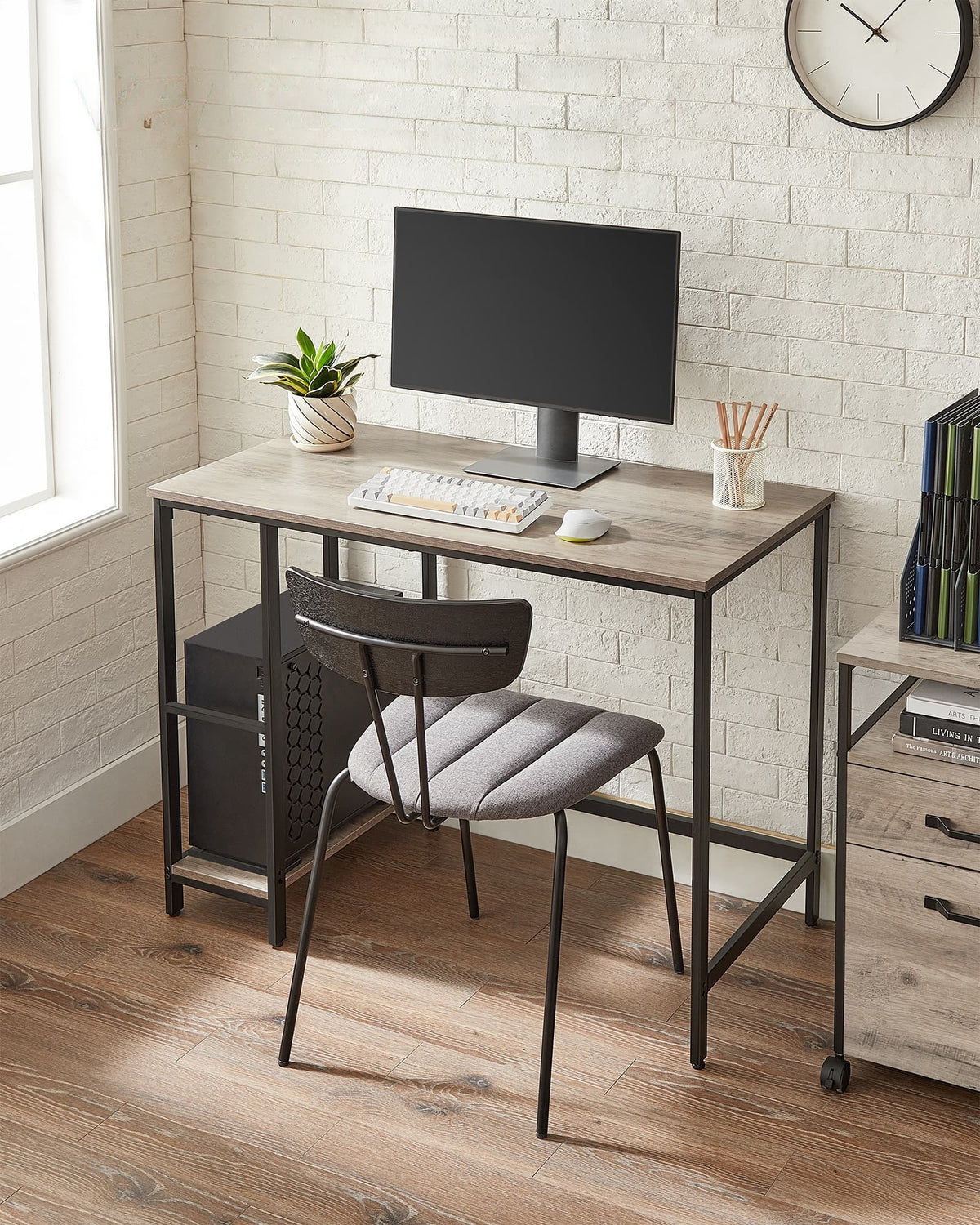 Bureau met 2 Planken en Stalen Frame, Industrieel Design