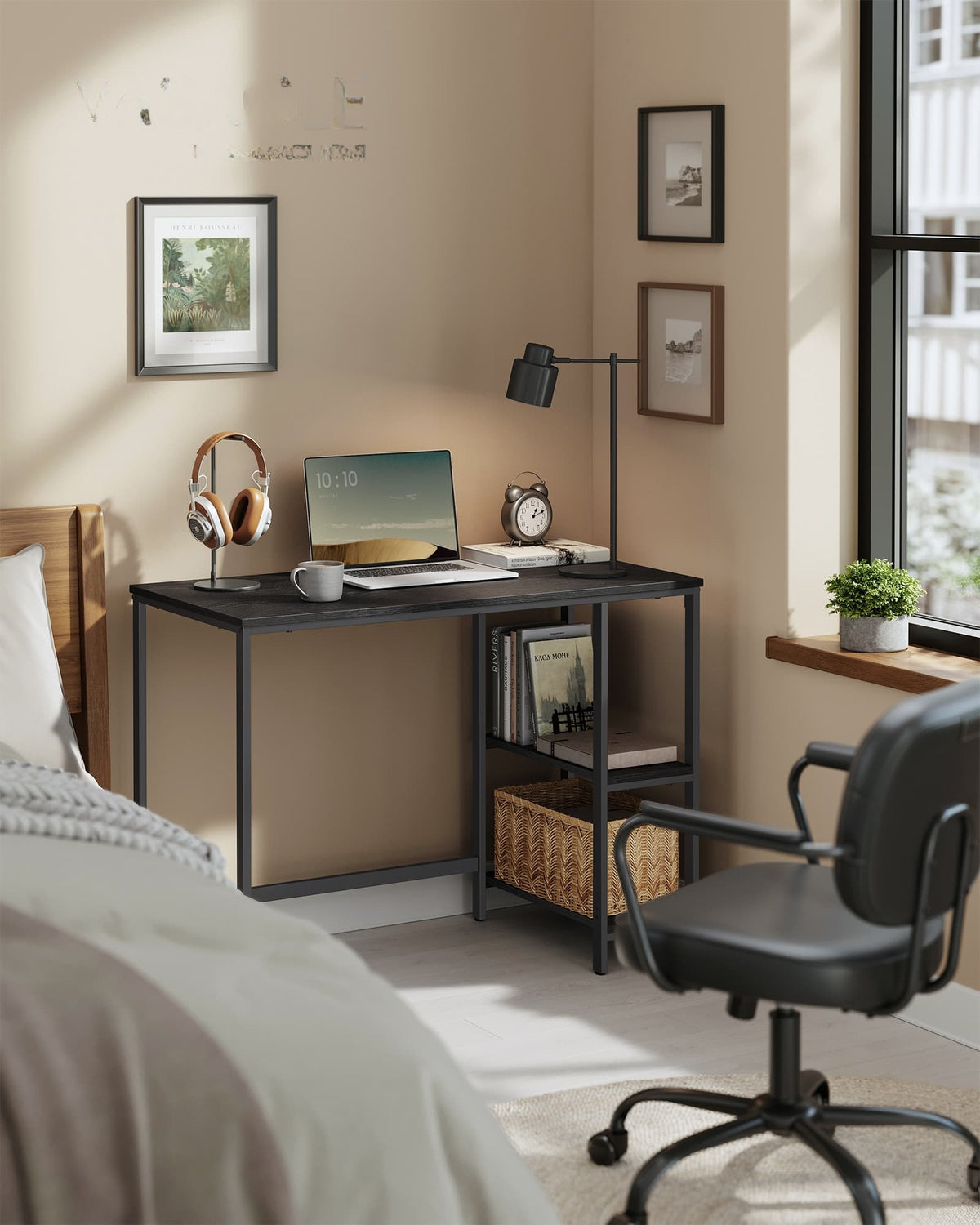 Bureau met 2 Planken en Stalen Frame, Industrieel Design