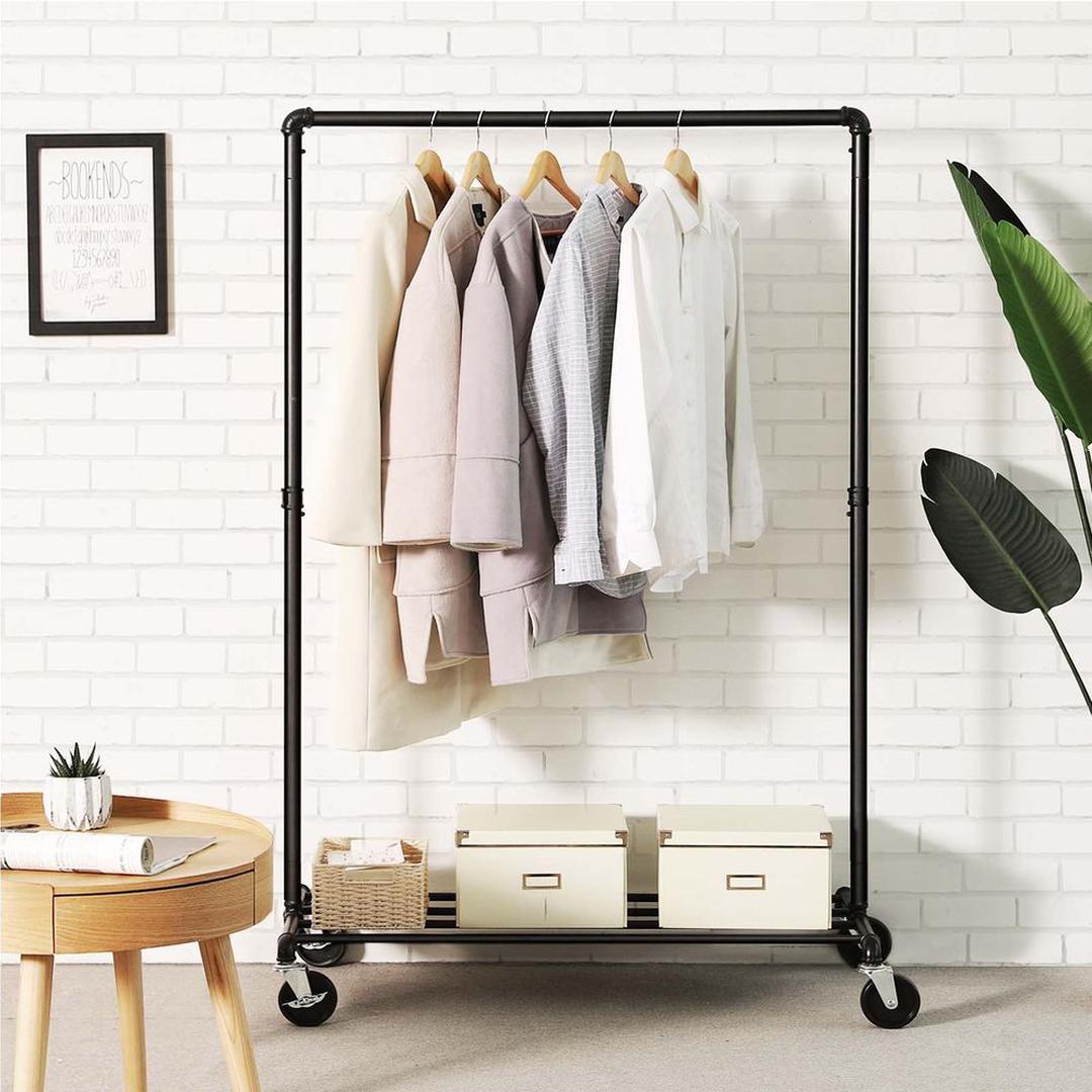 Zwaar Kledingrek in Industriële Stijl met Wielen en Onderste Plank – productweergave 4 | De Groot Living